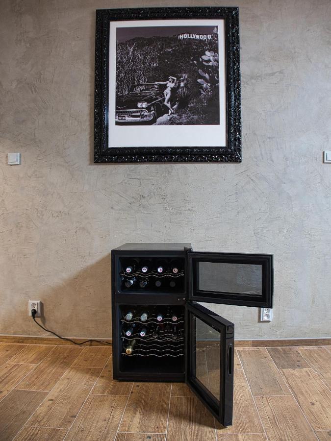 Wellness Gallery Apartments Liberec Esterno foto