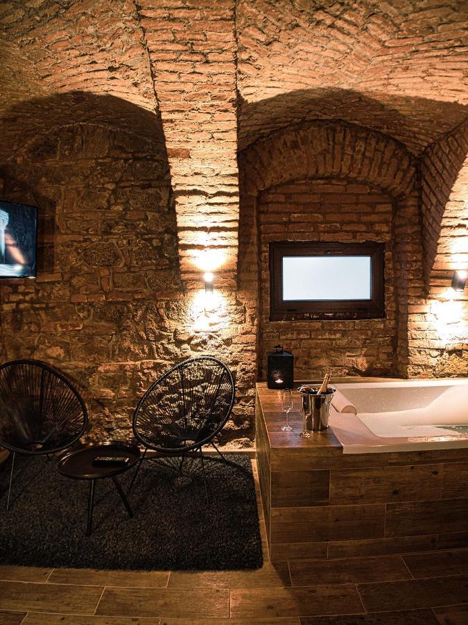 Wellness Gallery Apartments Liberec Esterno foto