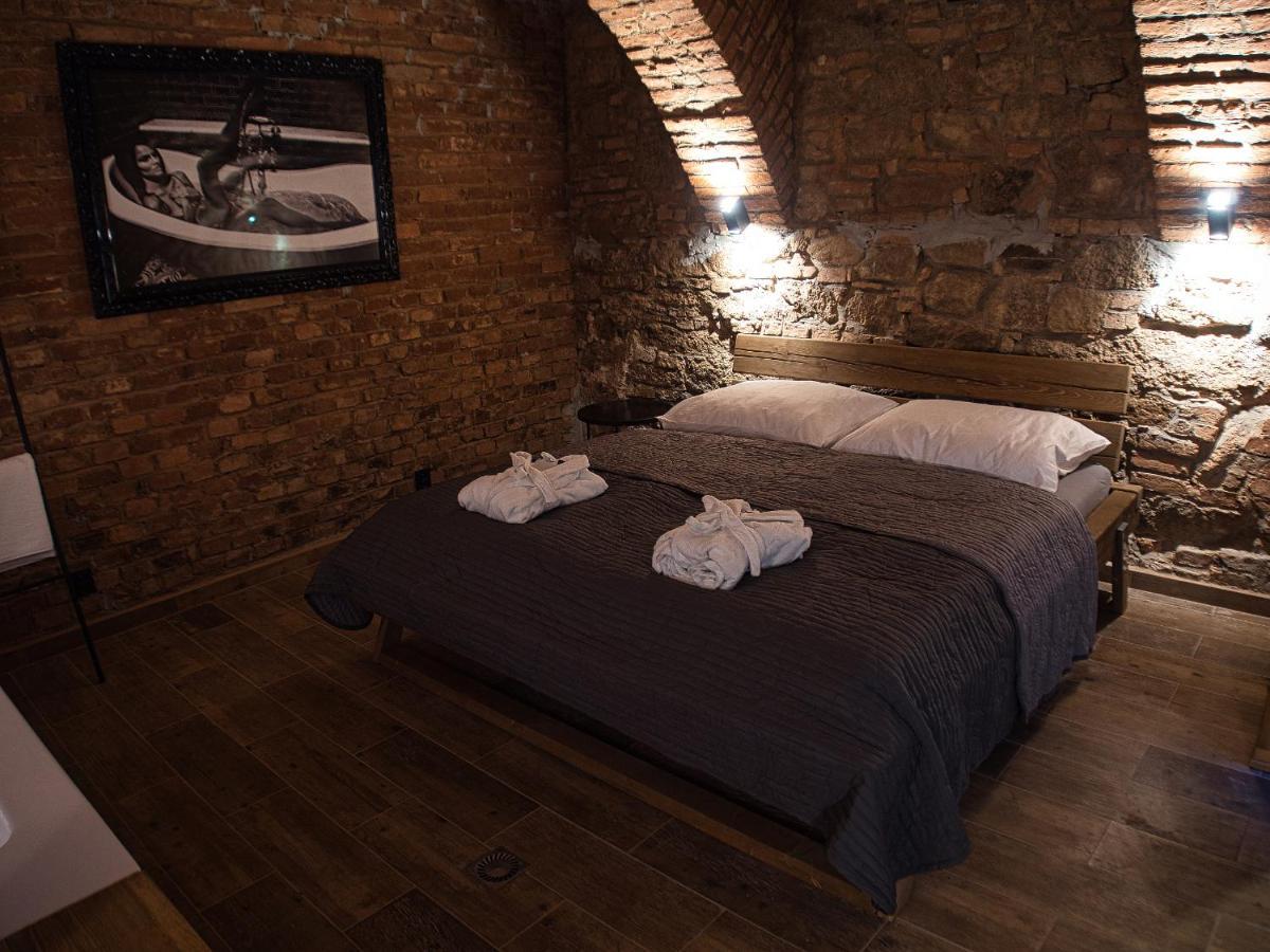 Wellness Gallery Apartments Liberec Esterno foto